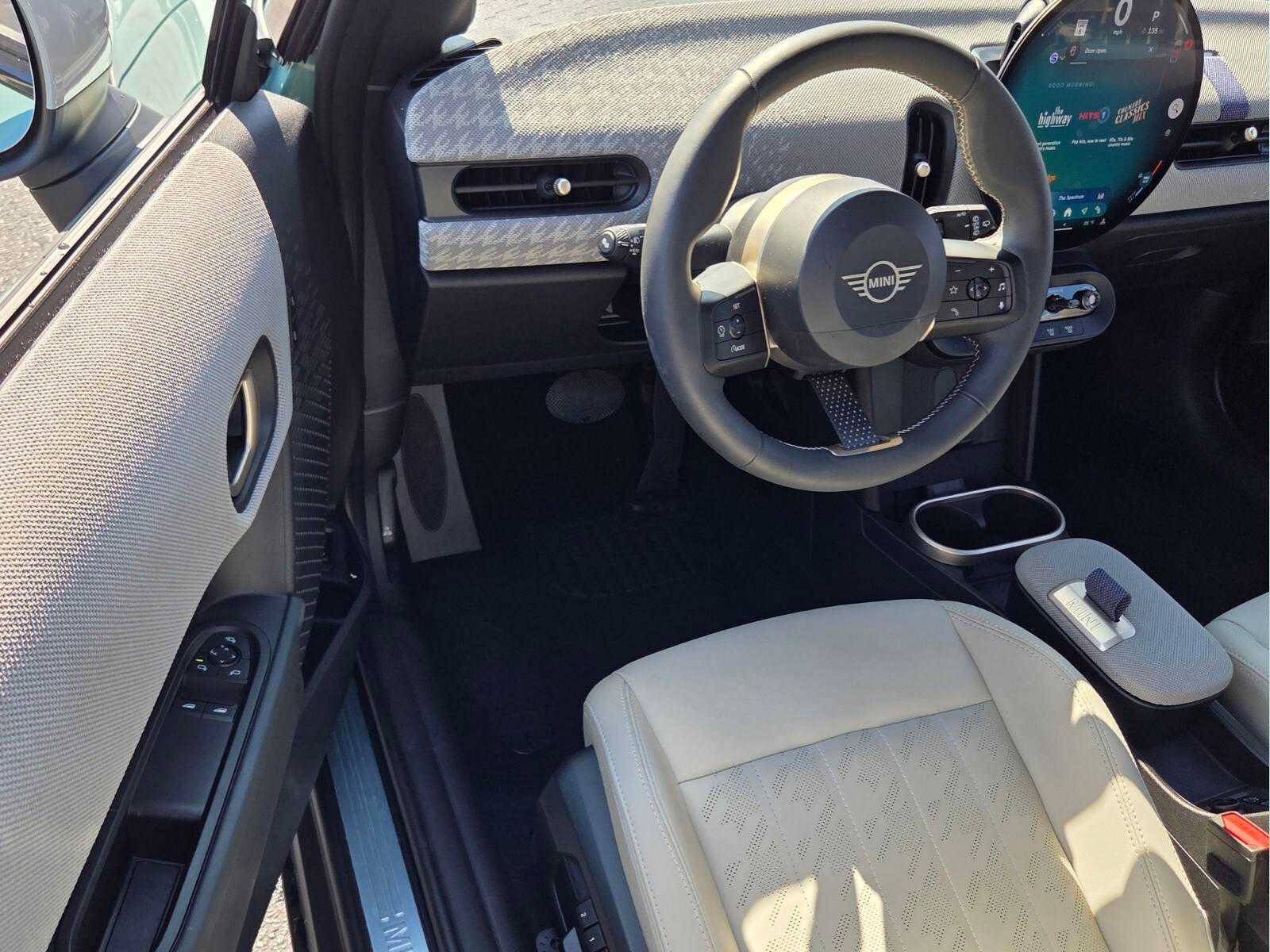 Used 2026 MINI Cooper S FWD image 12