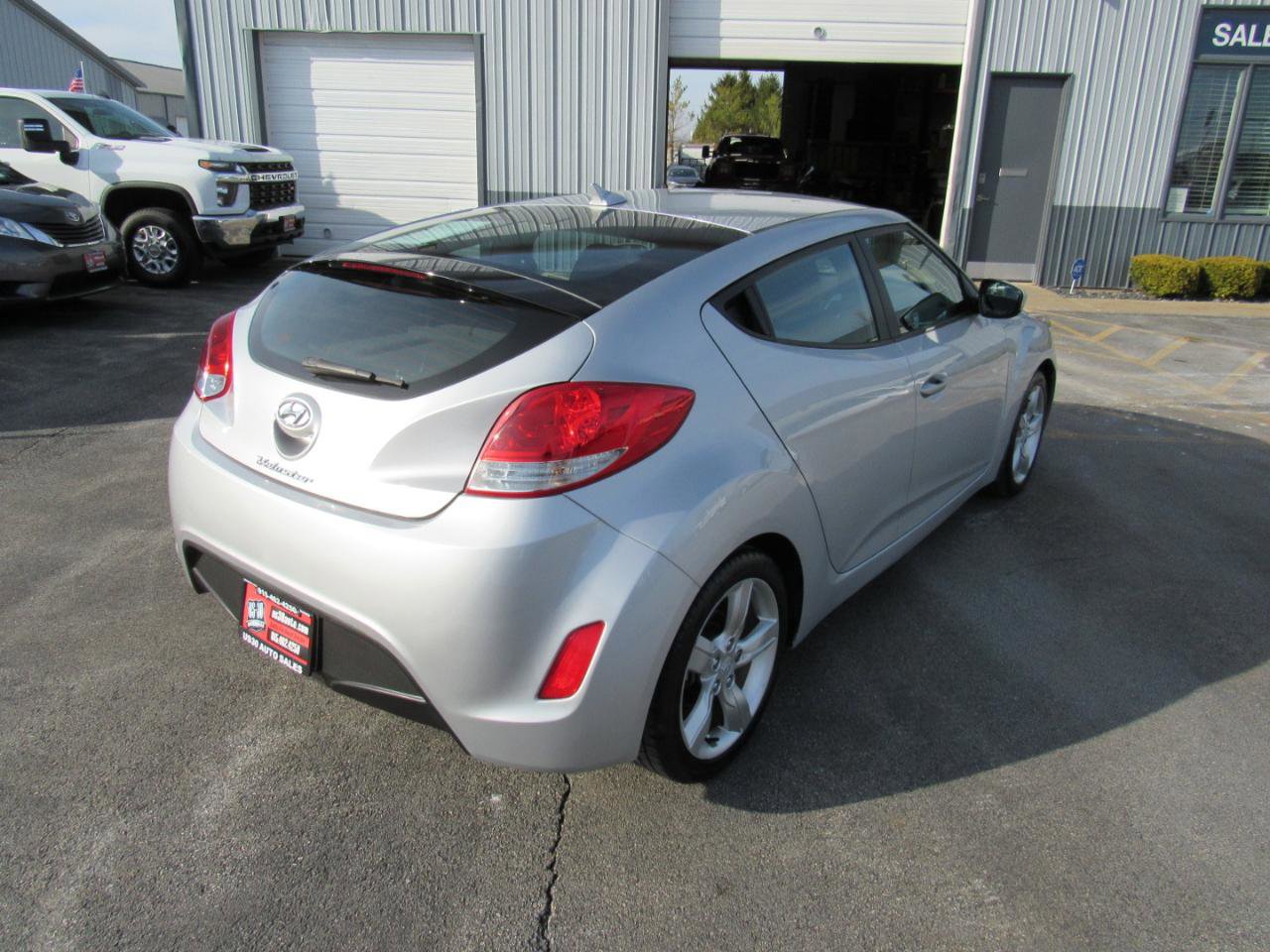 Used 2013 Hyundai Veloster image 6