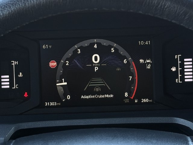 Used 2025 Toyota 4Runner SR5 AWD/4WD image 16