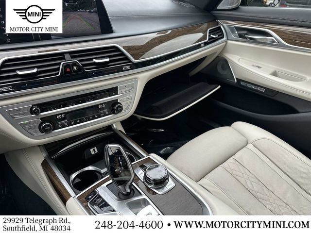 Used 2018 BMW 750i xDrive AWD/4WD image 38
