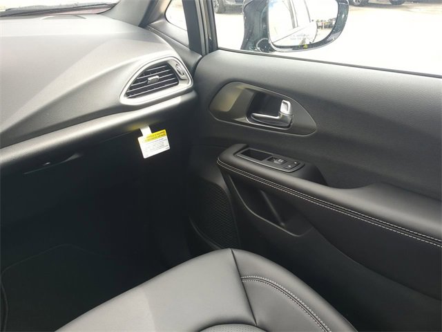 New 2026 Chrysler Voyager LX image 20