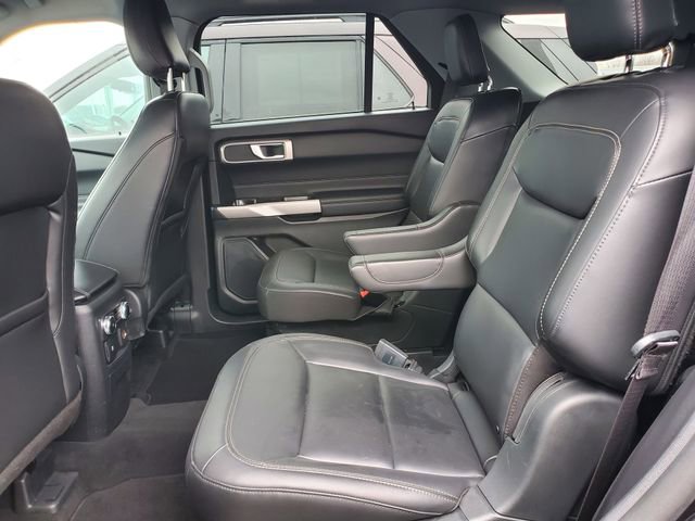 Used 2022 Ford Explorer XLT w/ Equipment Group 202A image 25