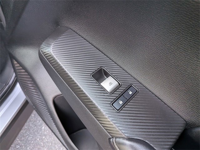 Used 2022 Mitsubishi Outlander SE image 34