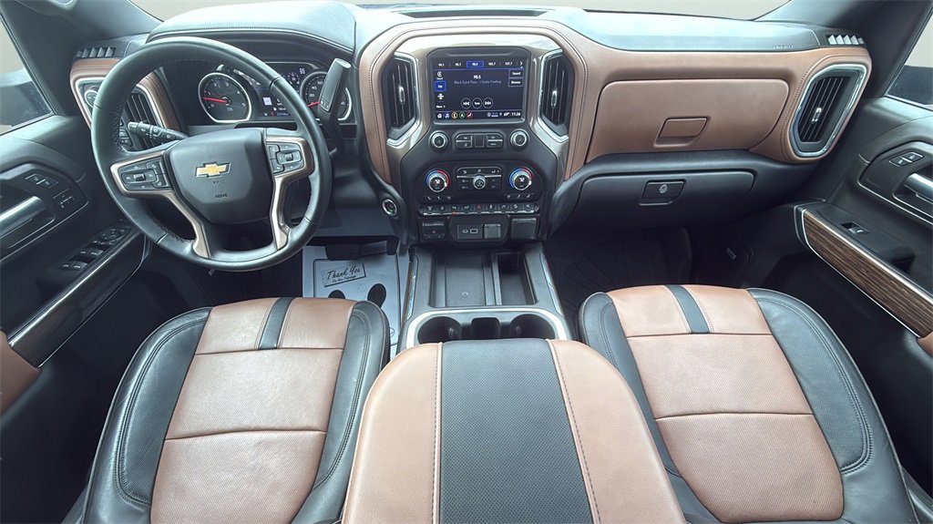 Used 2023 Chevrolet Silverado 2500 High Country w/ Technology Package image 19