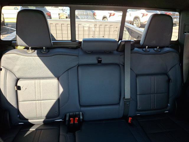 Used 2026 Chevrolet Silverado 1500 High Country w/ Technology Package image 13