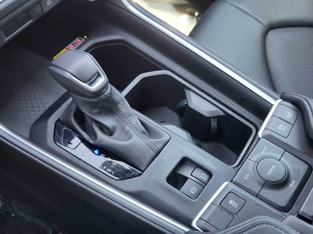 Used 2024 Toyota Grand Highlander AWD Hybrid image 12
