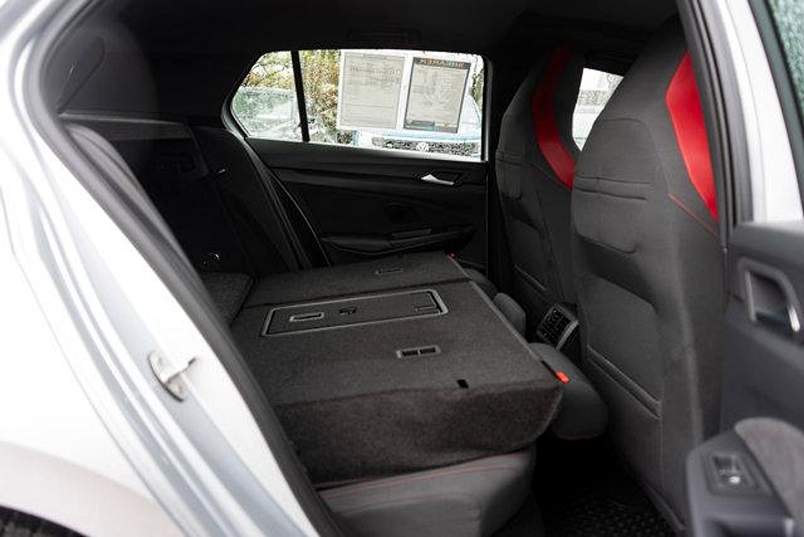 Certified 2023 Volkswagen GTI SE FWD image 27