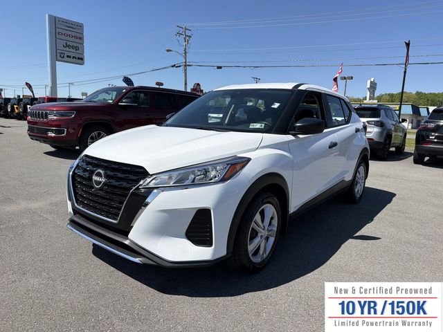 Used 2023 Nissan Kicks S FWD image 1