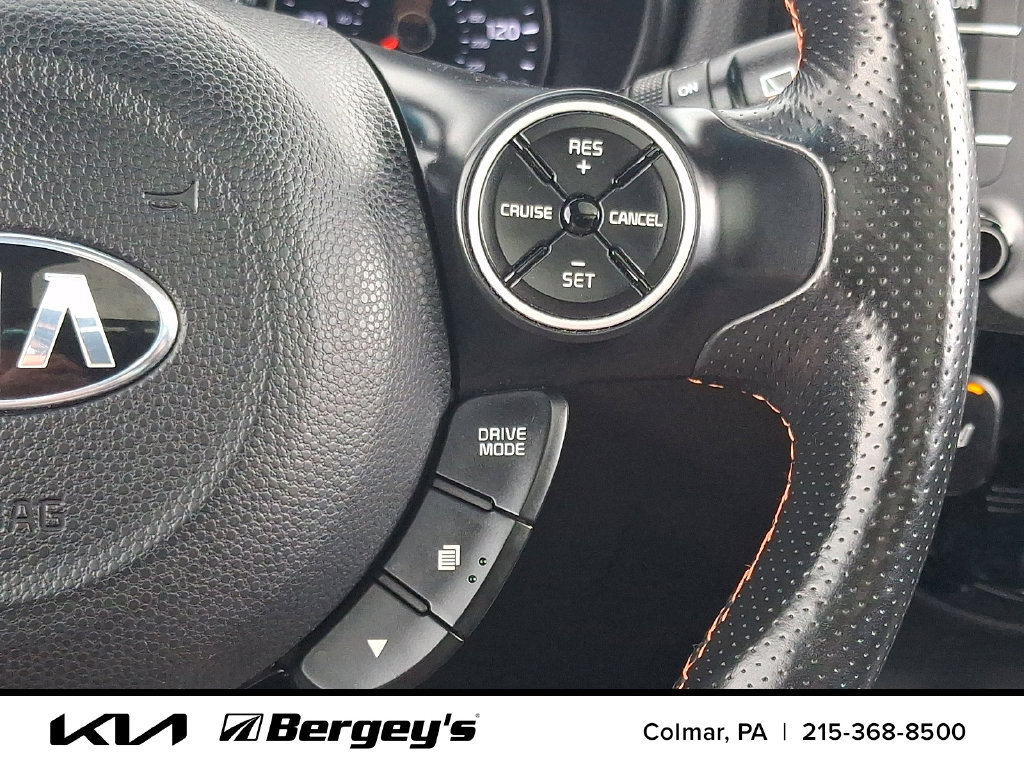 Used 2017 Kia Soul ! w/ Tech Package FWD image 25