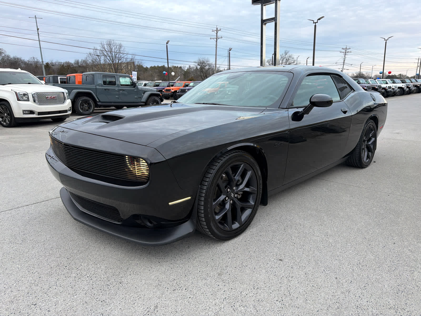 Used 2023 Dodge Challenger R/T w/ Blacktop Package RWD image 1