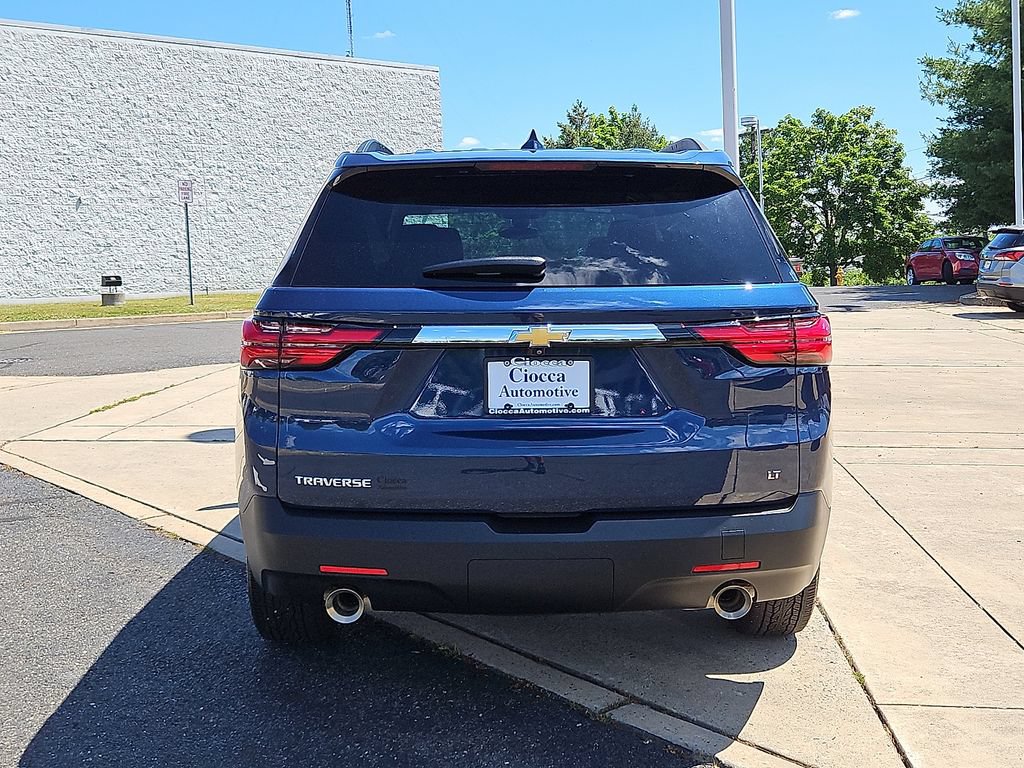Certified 2023 Chevrolet Traverse LT FWD image 8
