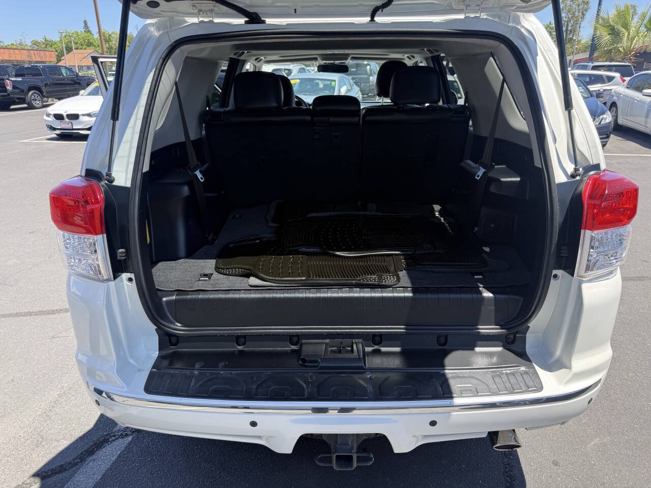 Used 2011 Toyota 4Runner SR5 w/ Convenience Pkg RWD image 21