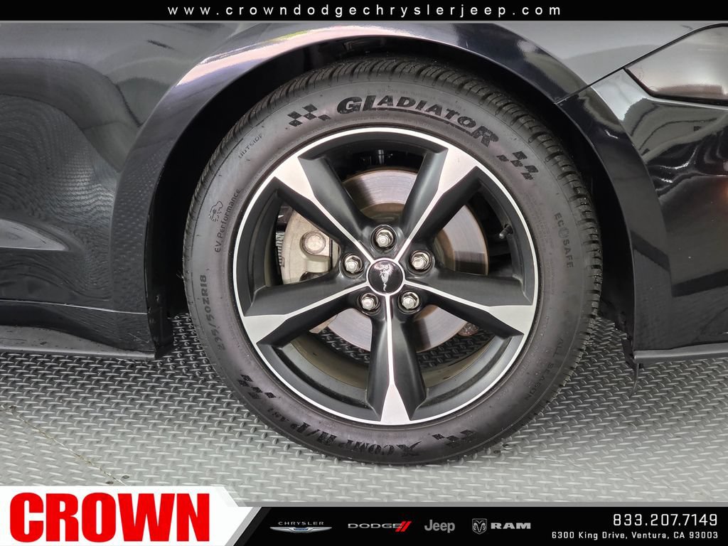 Used 2020 Ford Mustang Premium w/ Equipment Group 201A RWD image 9