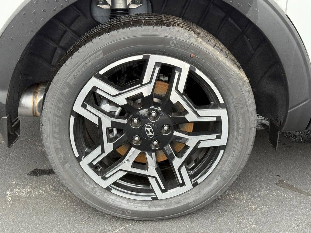 New 2025 Hyundai Santa Cruz Limited image 4