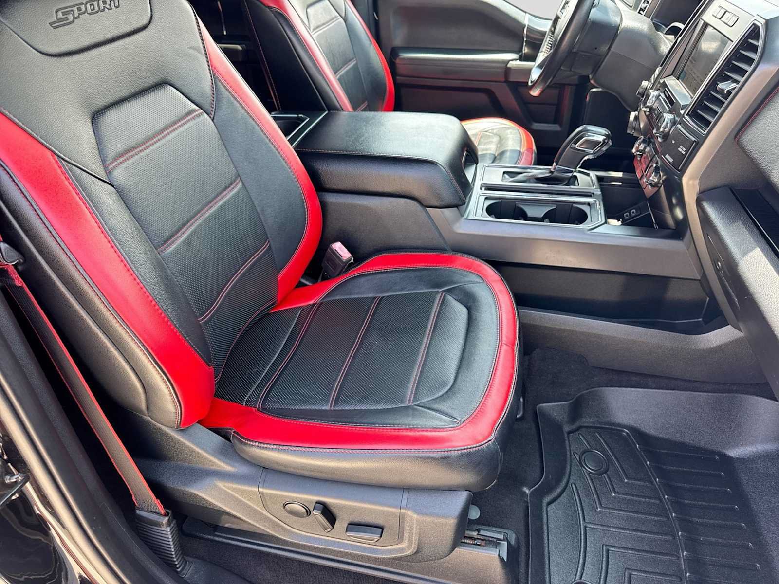 Used 2019 Ford F150 Lariat AWD/4WD image 21