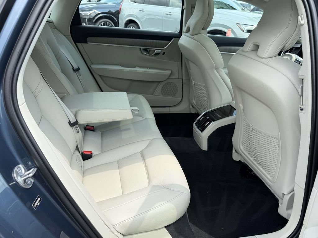 Used 2023 Volvo S90 B6 Plus AWD/4WD image 13