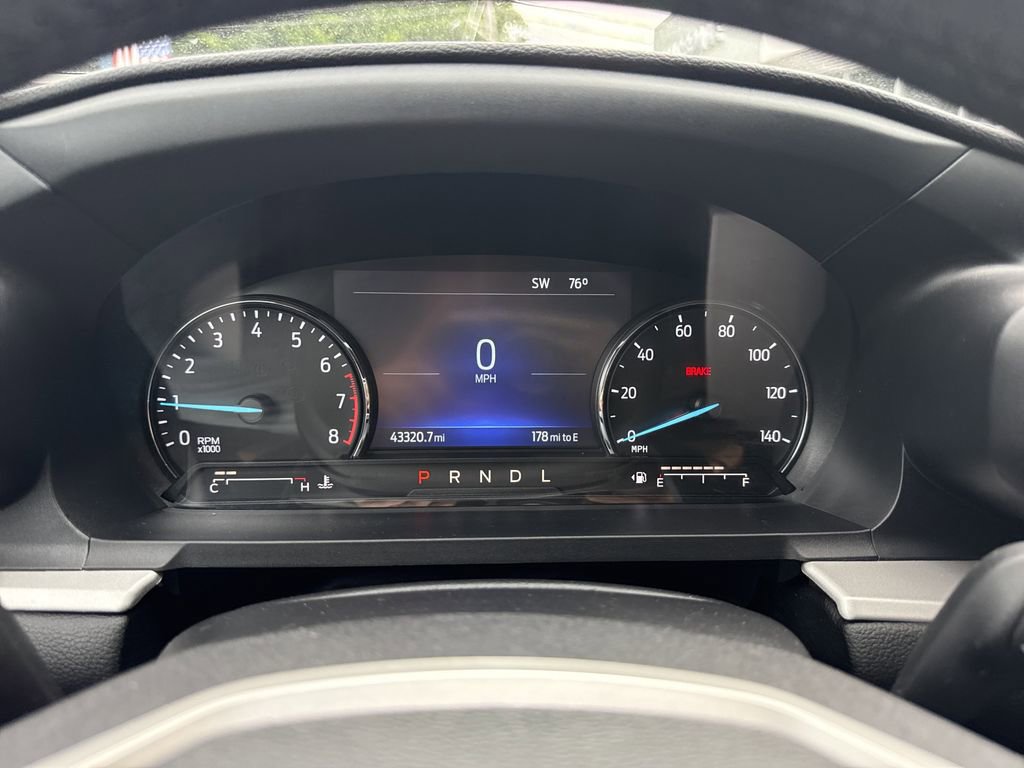 Used 2023 Ford Explorer XLT AWD/4WD image 20