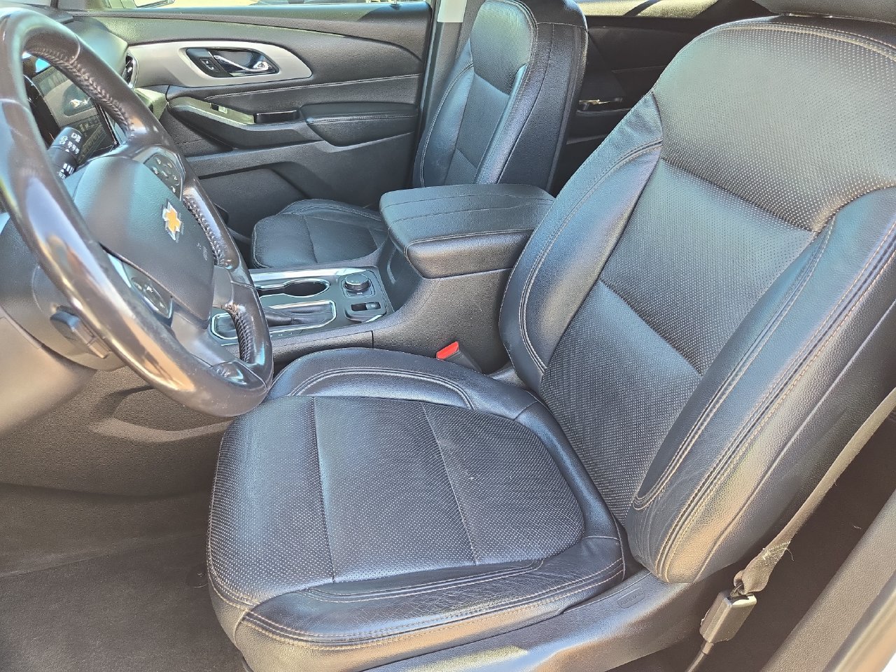 Used 2019 Chevrolet Traverse LT FWD image 15