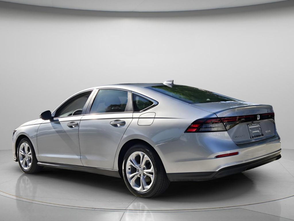 Certified 2025 Honda Accord LX image 7