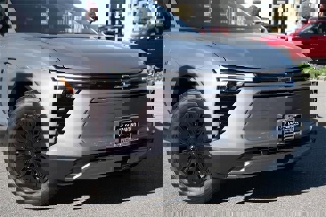 New 2026 Chevrolet Blazer EV LT image 9