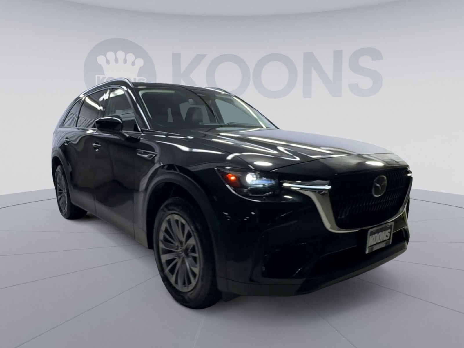 Used 2024 MAZDA CX-90 Plug-In Hybrid w/ Preferred AWD/4WD image 2