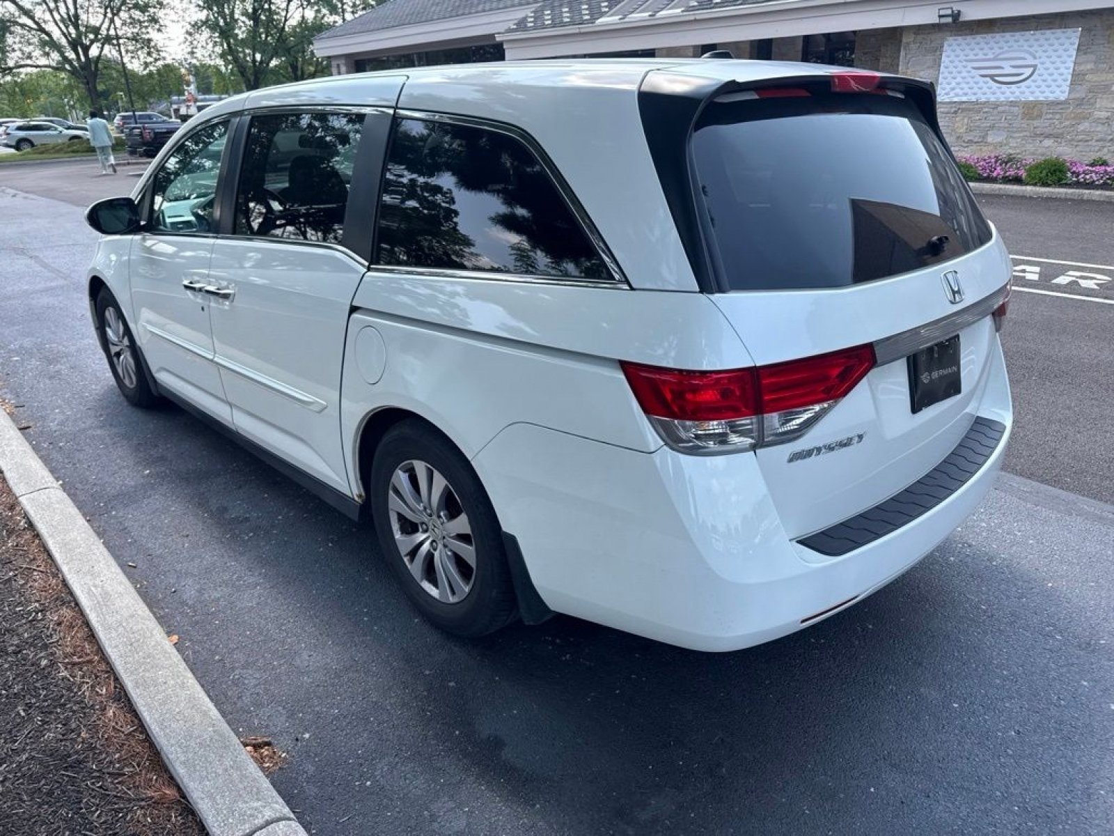 Used 2014 Honda Odyssey EX-L image 4