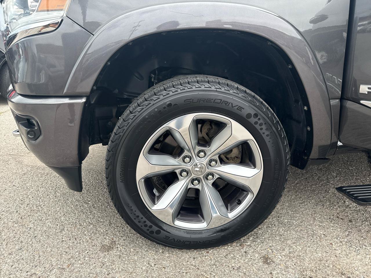 Used 2019 RAM 1500 Limited w/ Advanced Safety Group AWD/4WD image 30