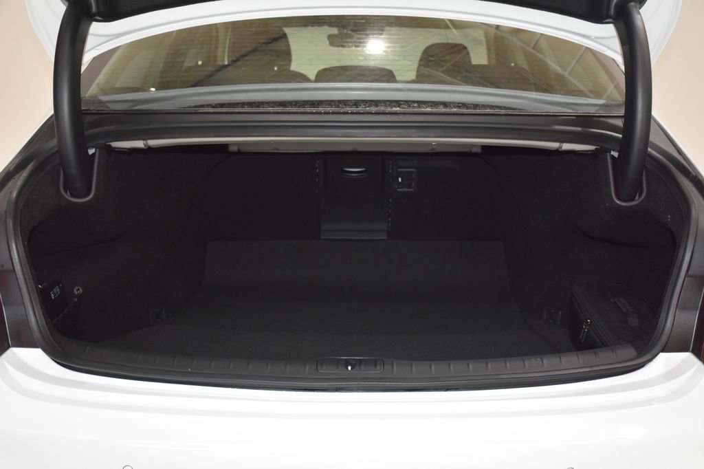 Used 2025 Genesis G80 2.5T image 23