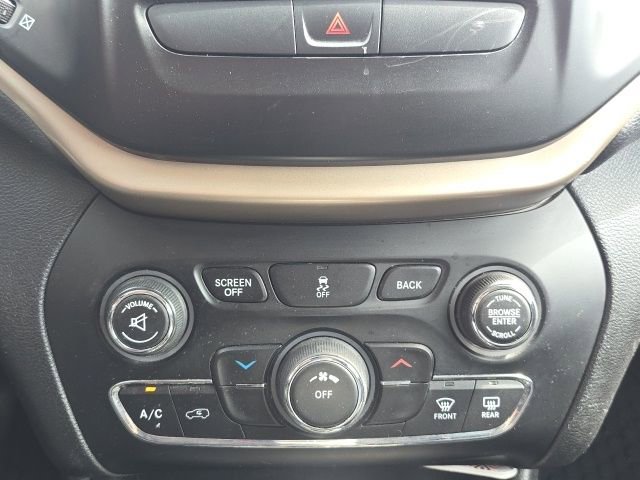 Used 2016 Jeep Cherokee Sport w/ Cold Weather Group image 22