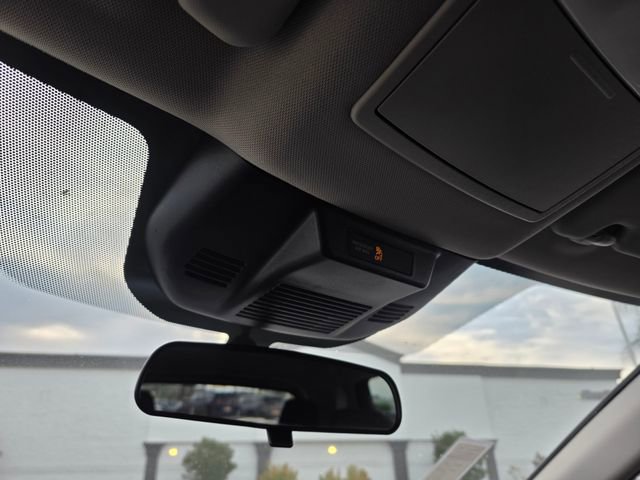 Used 2023 Nissan Rogue SV FWD image 36