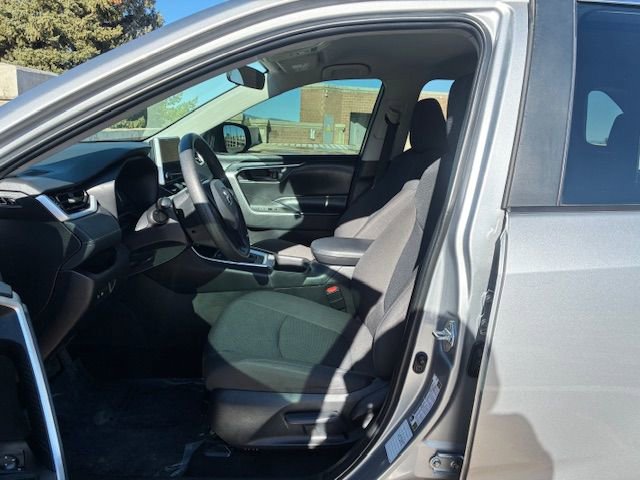 Used 2024 Toyota RAV4 LE AWD/4WD image 11