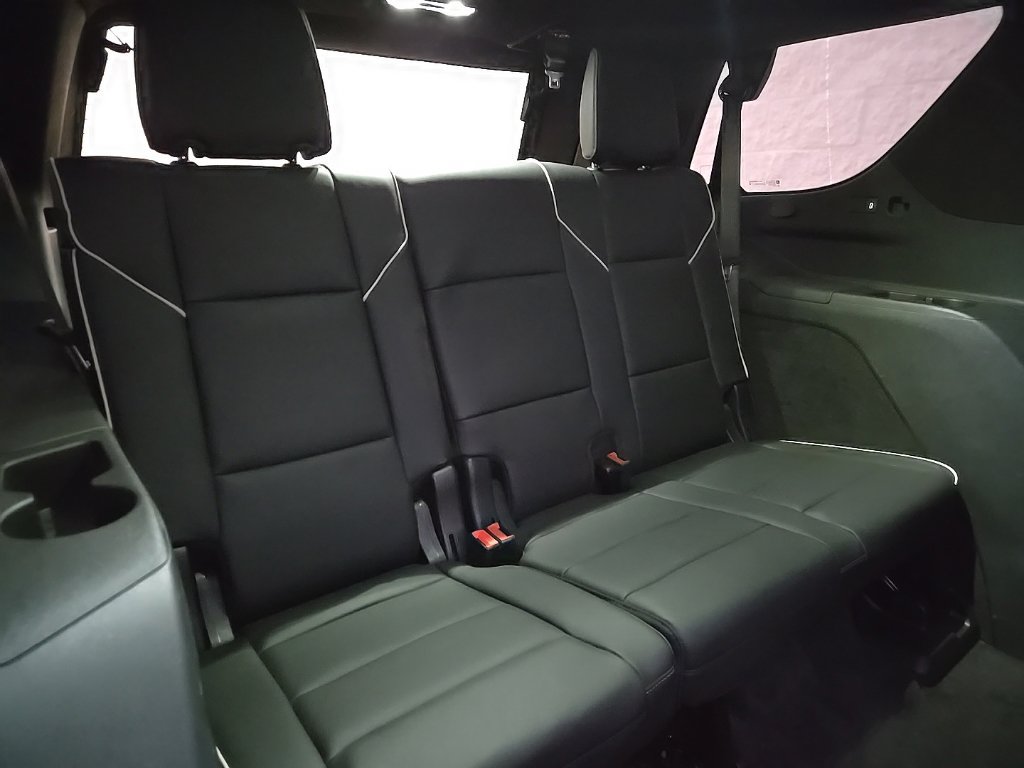 Certified 2024 Cadillac Escalade Sport w/ LPO, ONYX Package AWD/4WD image 20