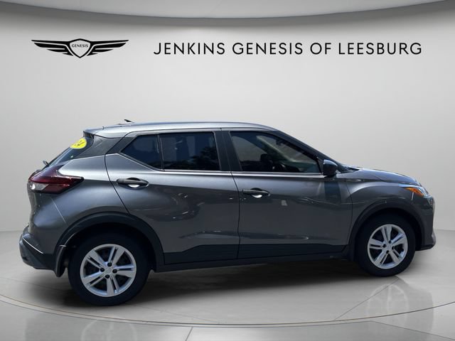 Used 2024 Nissan Kicks S FWD image 4