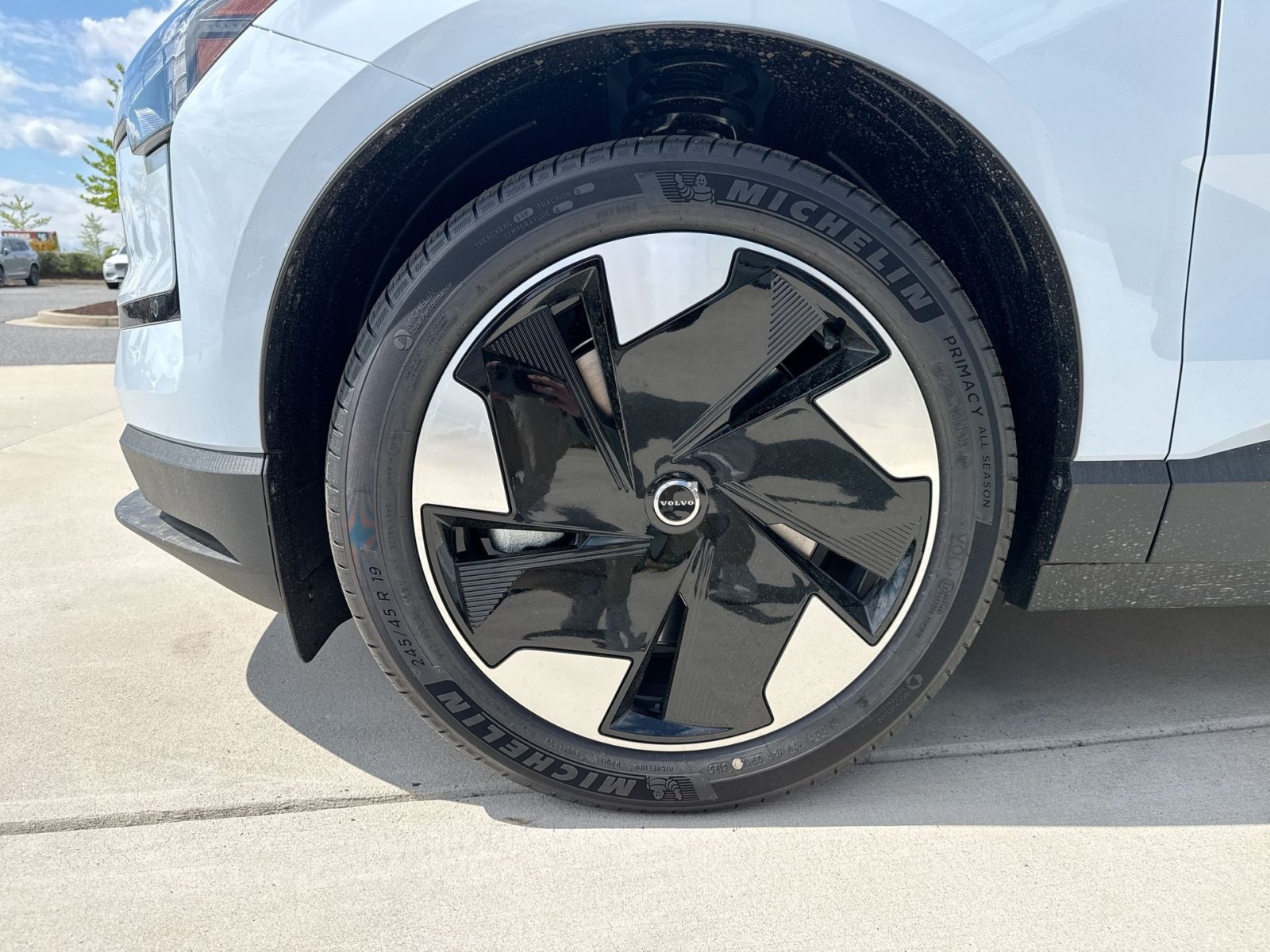 New 2026 Volvo EX30 Plus w/ Protection Package Premier AWD/4WD image 12