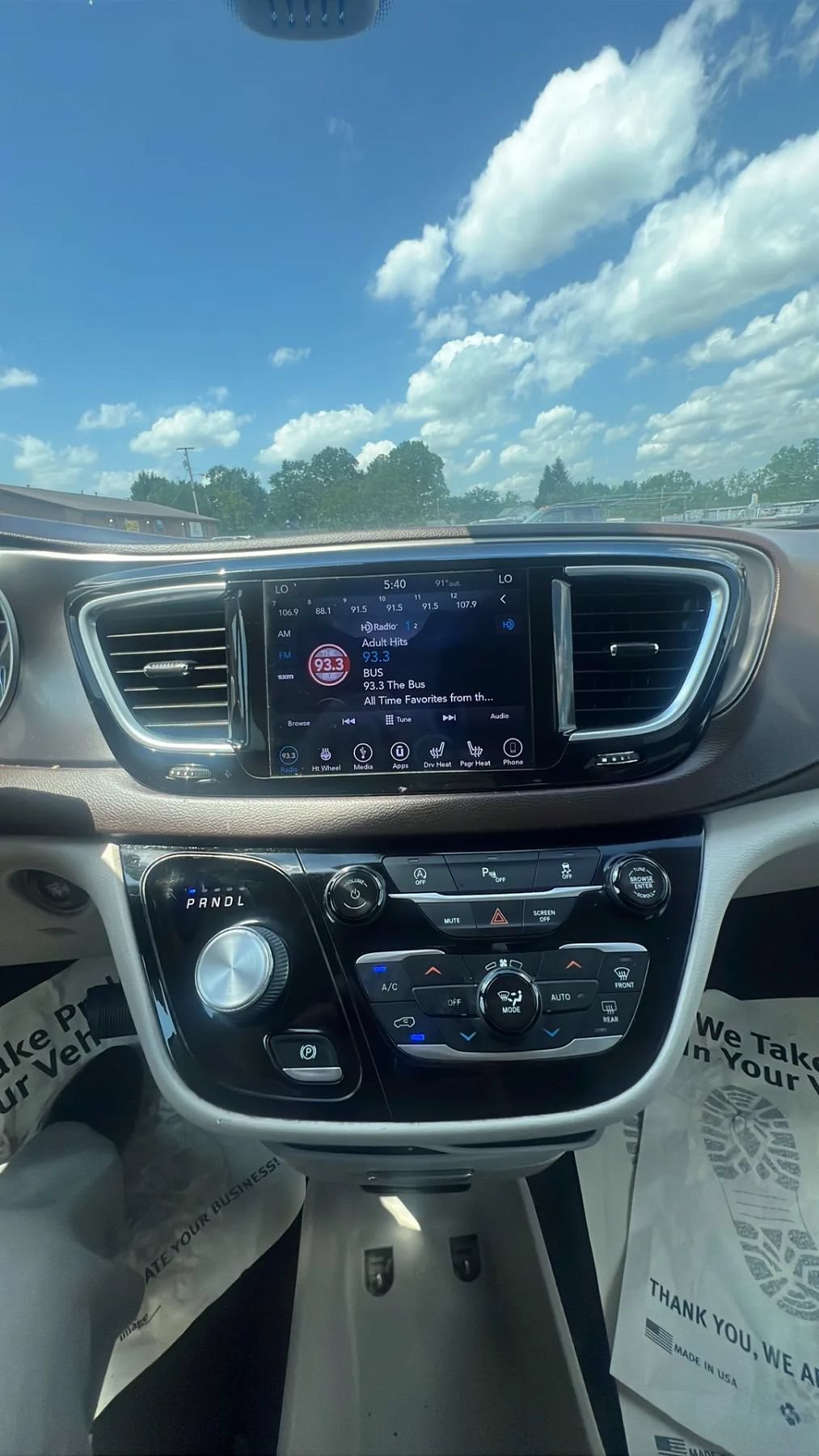 Used 2018 Chrysler Pacifica Touring-L Plus FWD image 26