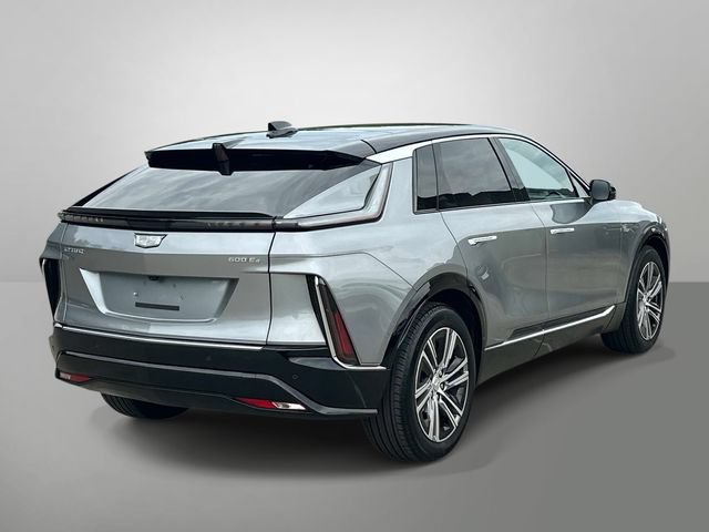 Certified 2025 Cadillac Lyriq Luxury w/ LPO, Floor Liner Package AWD/4WD image 26