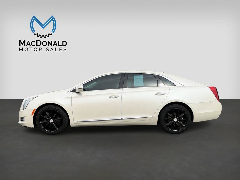 Used 2013 Cadillac XTS Luxury w/ Driver Awareness Package FWD image 4
