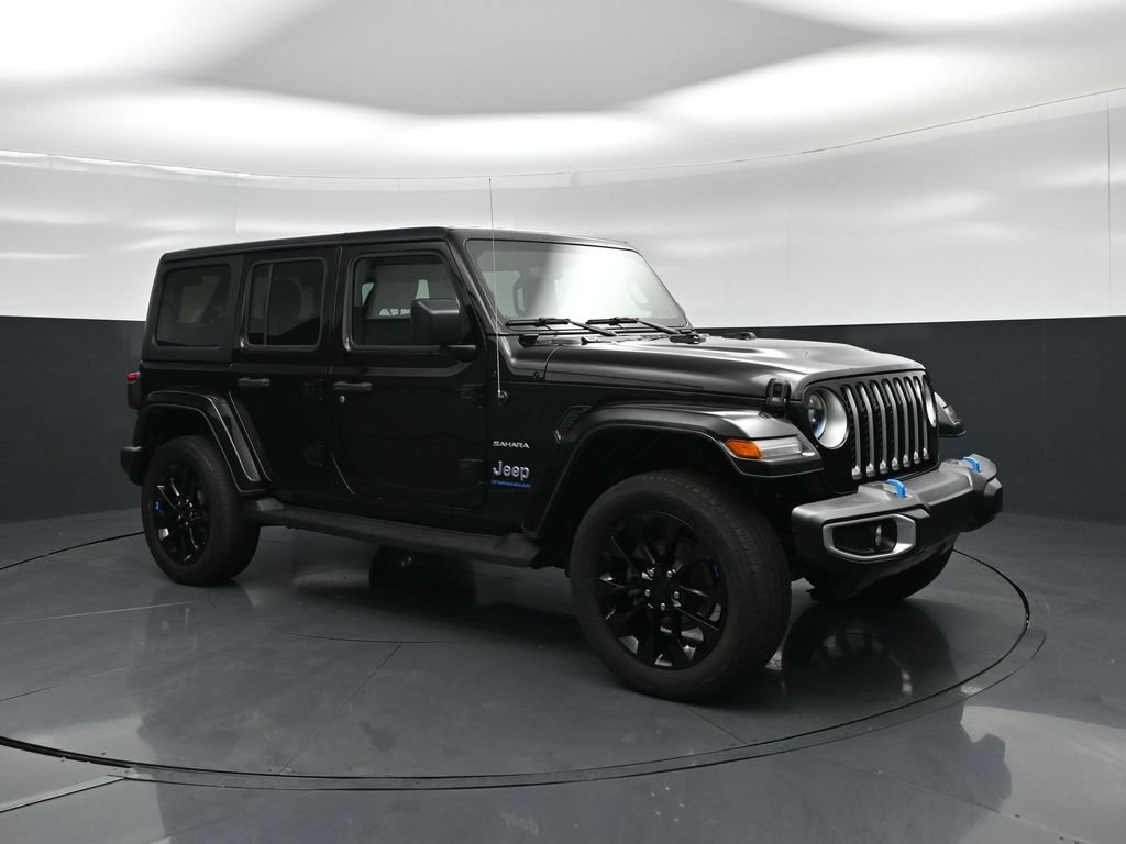 Used 2023 Jeep Wrangler Unlimited Sahara AWD/4WD image 19