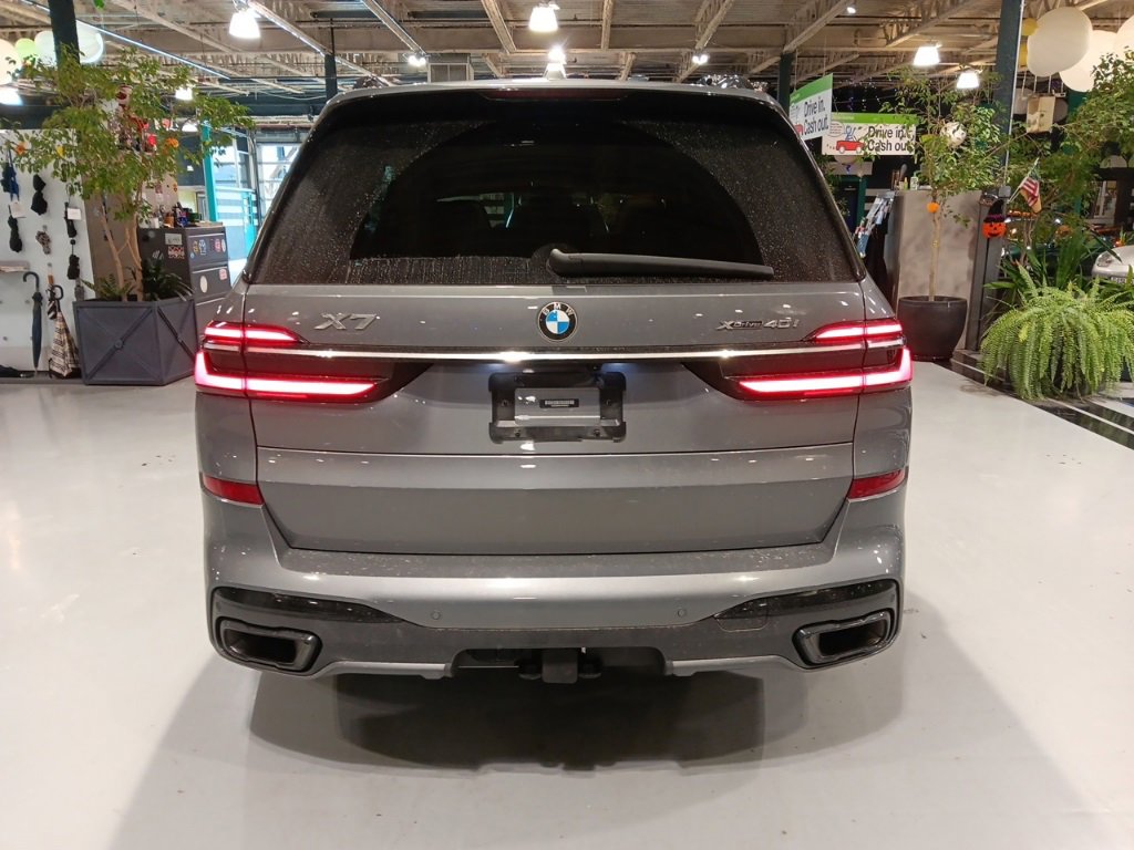 Certified 2023 BMW X7 xDrive40i w/ Executive Package image 7