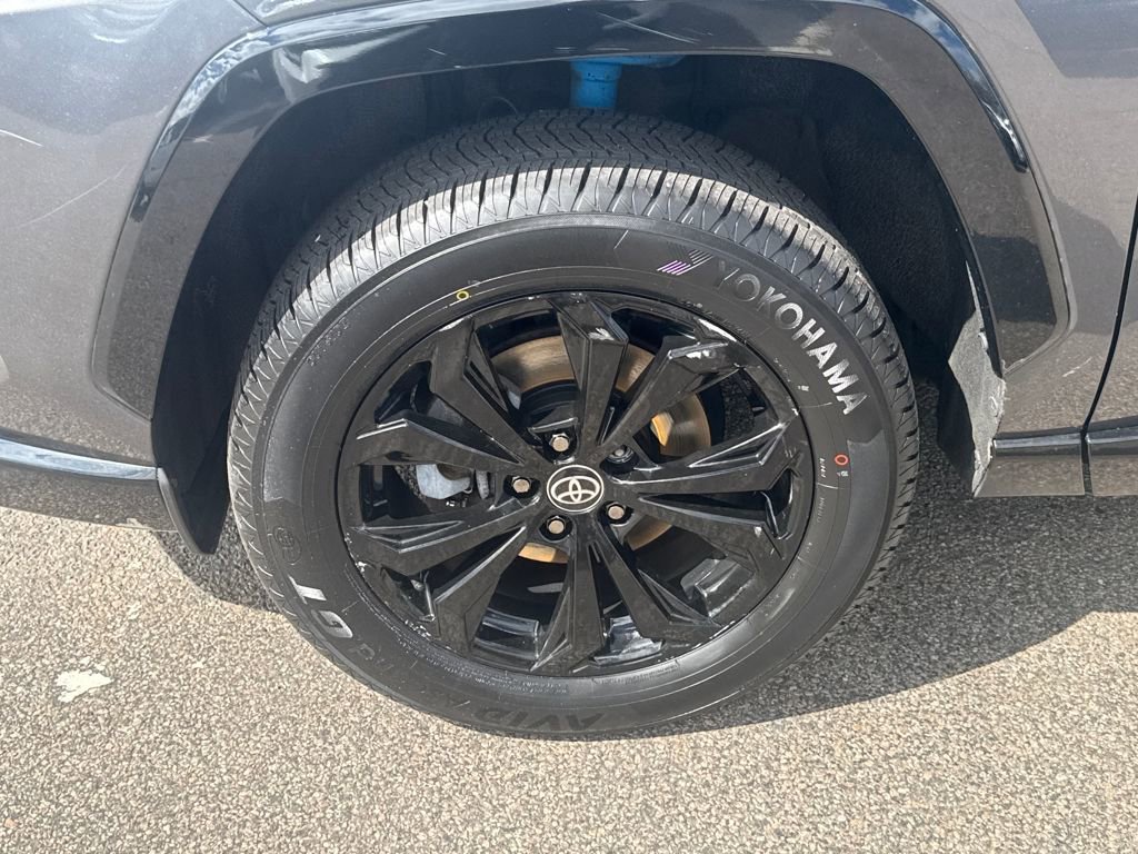 Used 2022 Toyota RAV4 XSE w/ XSE Grade Weather Package image 39