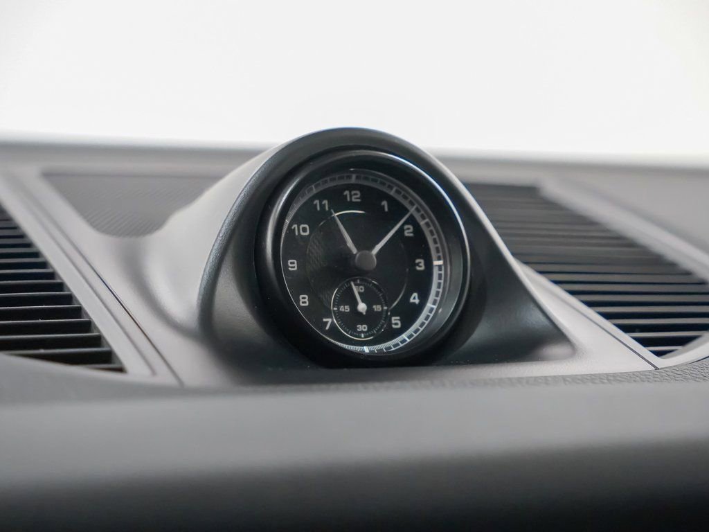 Certified 2025 Porsche Macan image 29