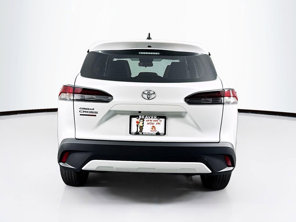Used 2026 Toyota Corolla Cross L image 8