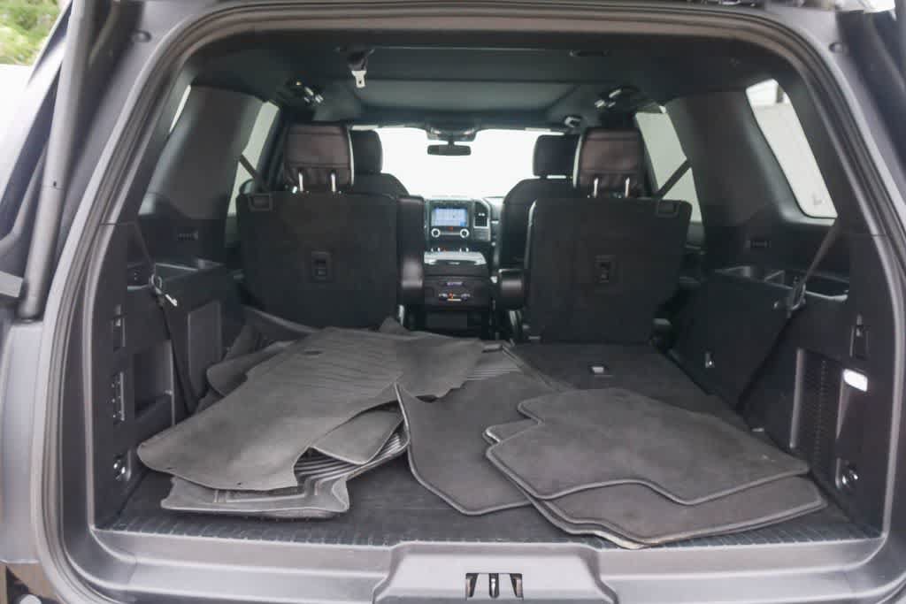 Used 2019 Ford Expedition Limited w/ Equipment Group 302A AWD/4WD image 23