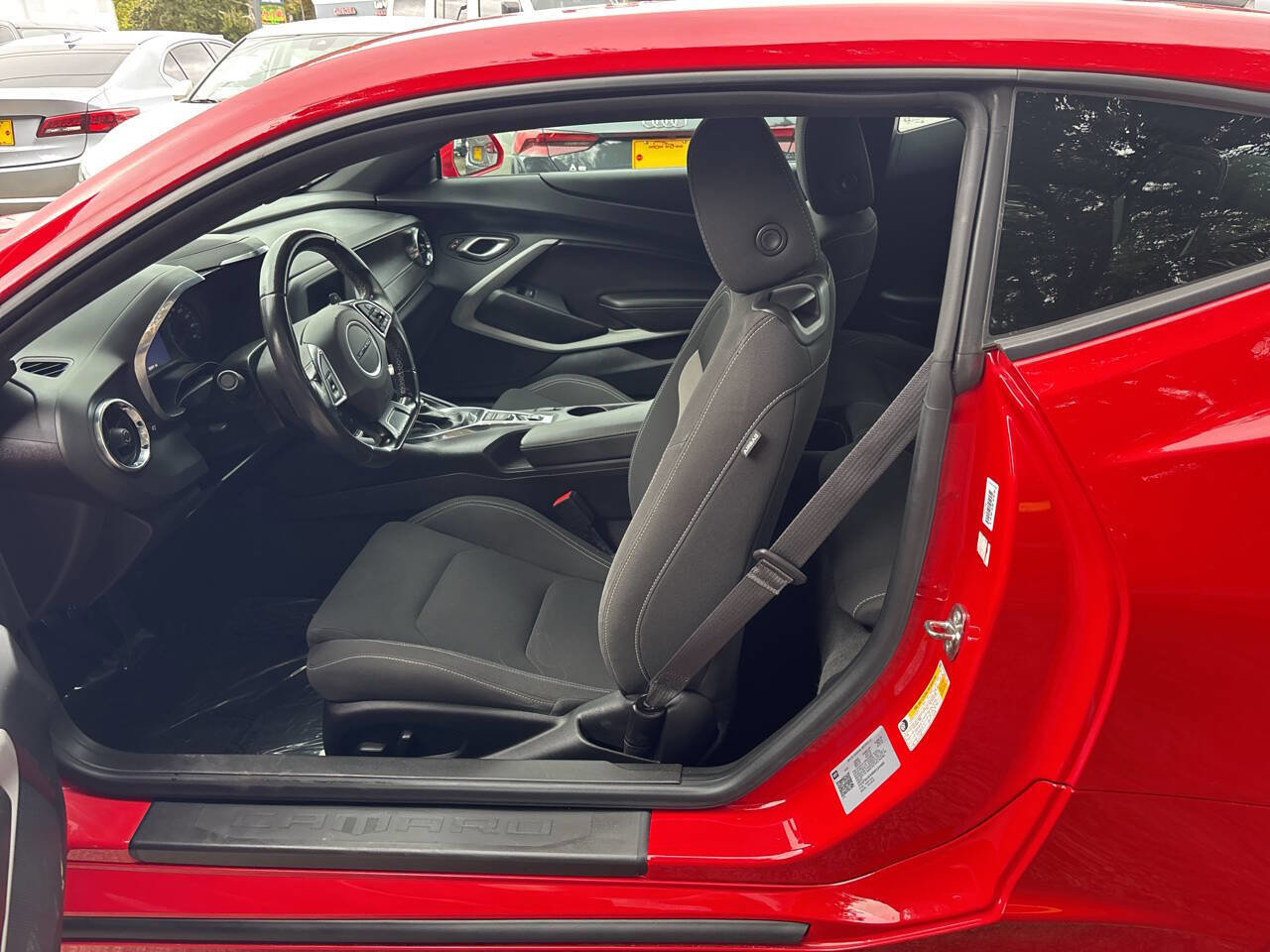 Used 2022 Chevrolet Camaro LT image 9