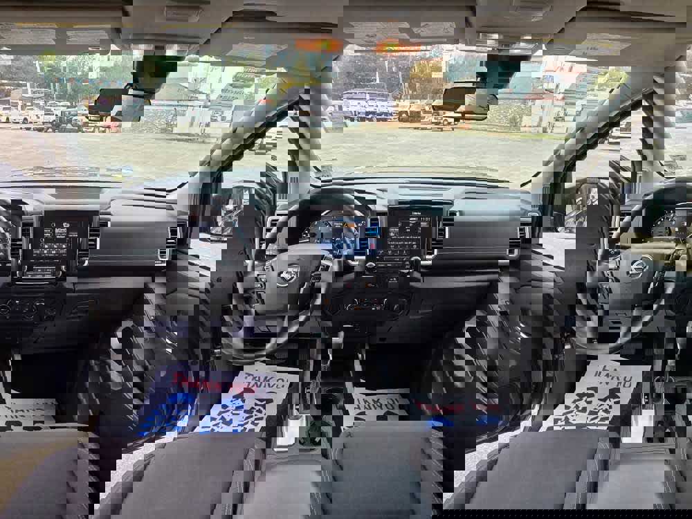 Used 2023 Nissan Frontier SV image 15