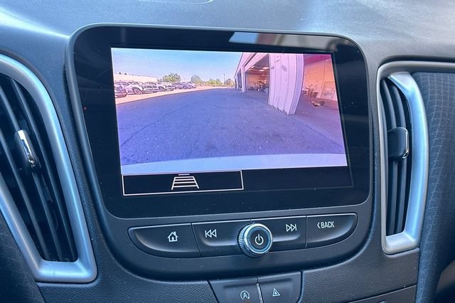 Used 2023 Chevrolet Malibu LT FWD image 21
