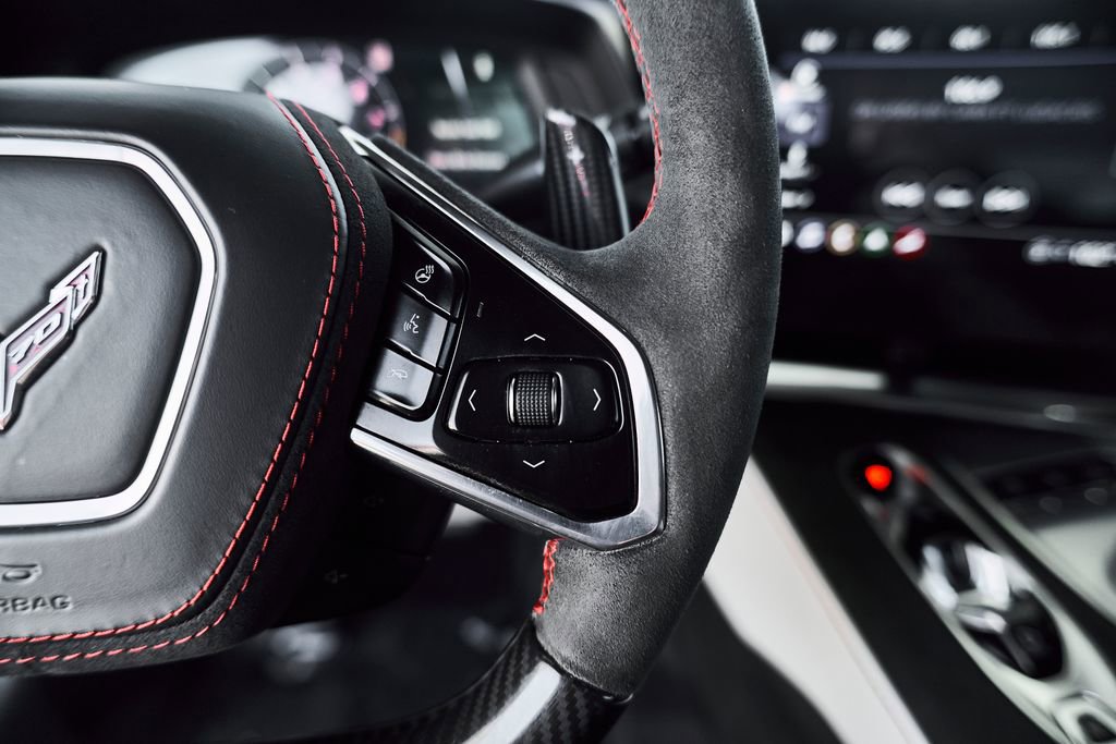 Used 2023 Chevrolet Corvette Z06 RWD image 21