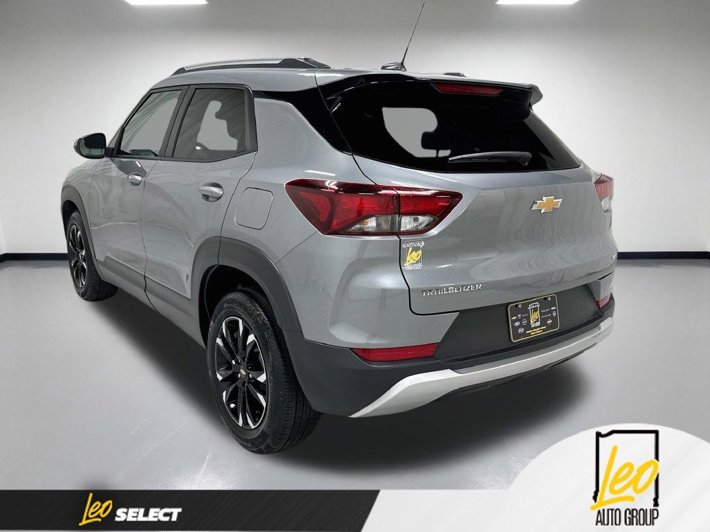 Used 2023 Chevrolet TrailBlazer LT w/ Convenience Package FWD image 10