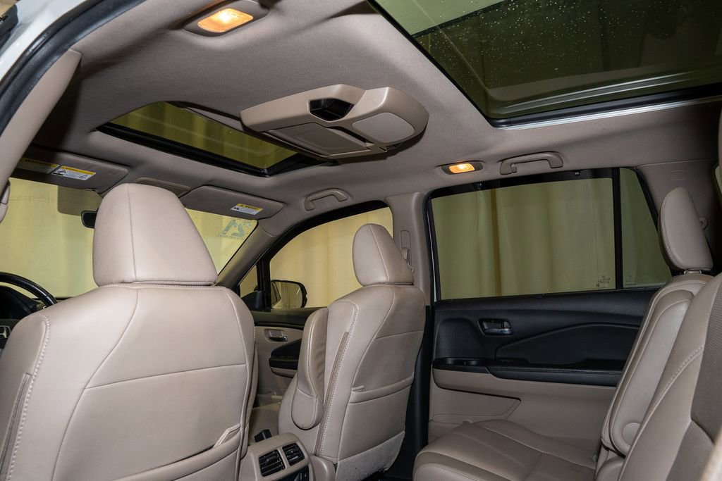 Used 2021 Honda Pilot Elite image 11