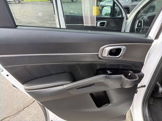Used 2022 Kia Sorento SX FWD image 29